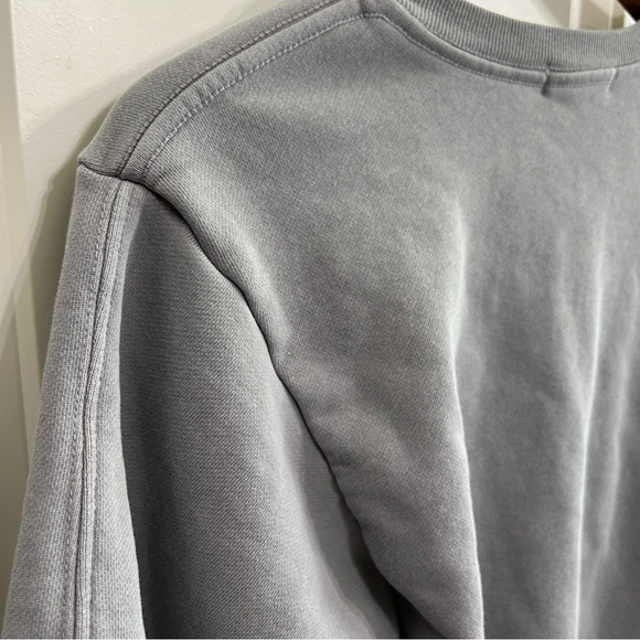 Agolde 3/4 length sleeve sweatshirt in a beautiful smokey green grey color. - Picture 8 of 10